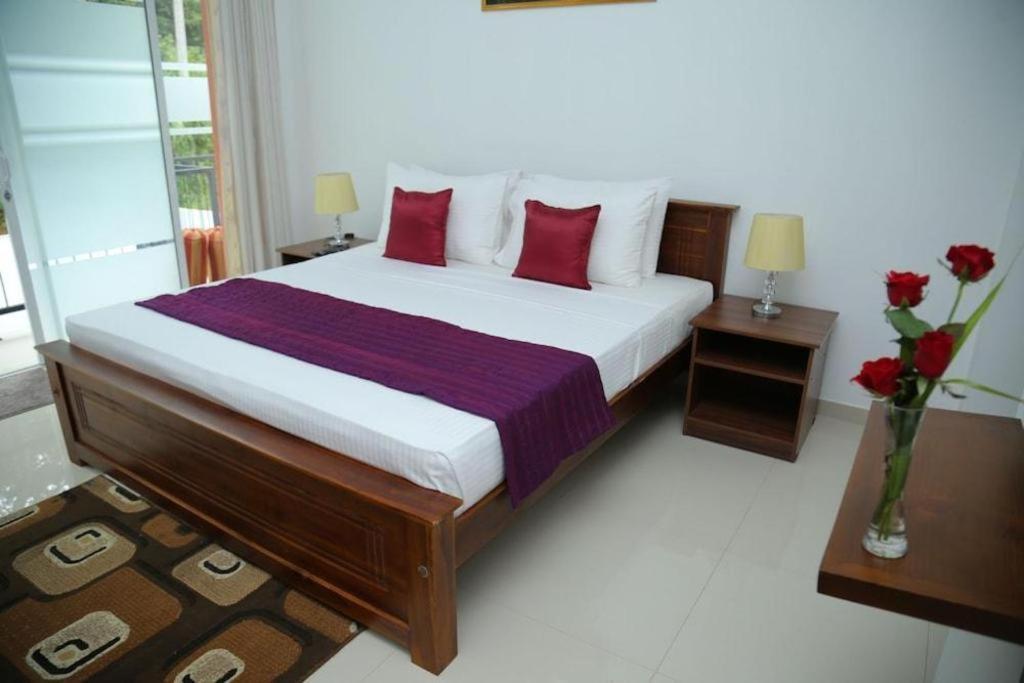 Nelinsa Residence Kandy Exterior foto